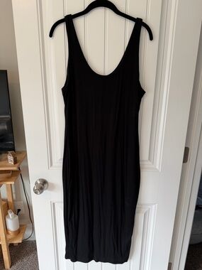 Fashion Nova Black Scoop Neck Midi Dress